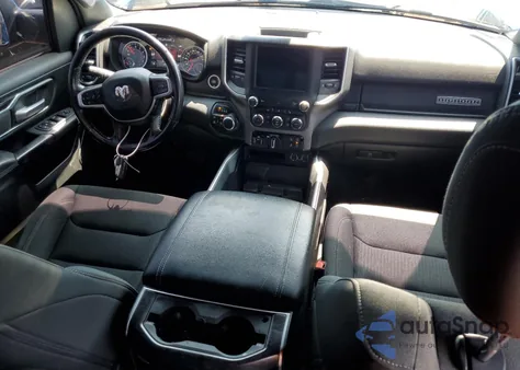 2021 Ram 1500 Big Horn/Lone Star z USA, uszkodzony, nr VIN 1C6SRFBT6MN756232